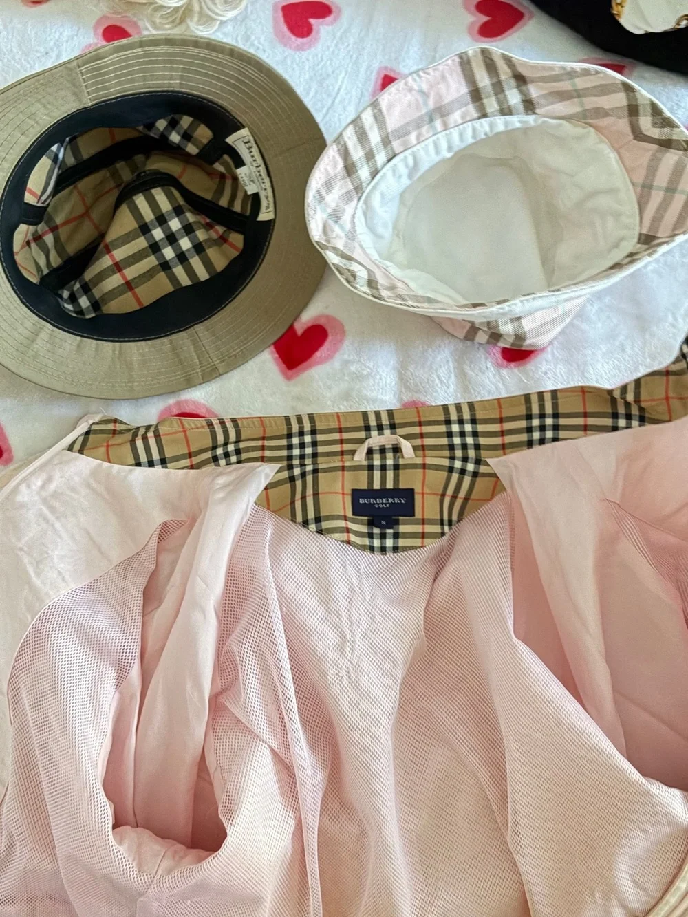Burberry Bucket Hat Pink Reversible - Picture 3 of 4
